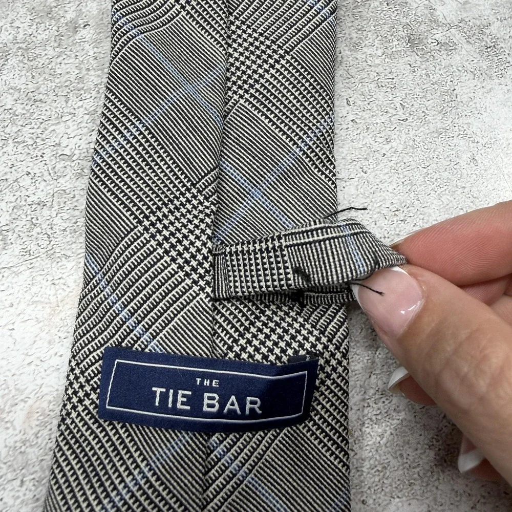 The Tie Bar tie bar